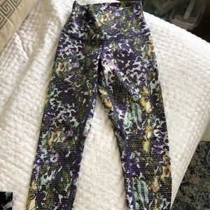 Lululemon crop leggings
